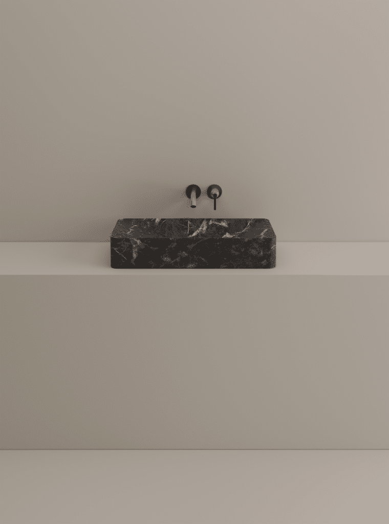 Raso Aufsatzwaschbecken von Agape in dunkler Marmoroptik mit wandmontierter Armatur in Kupfer-Finish, Design von Benedini Associati, Waschtische und Badmöbel