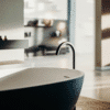 Spoon M Badewanne von Agape, Design Benedini Associati, Detail mit chromfarbener Armatur